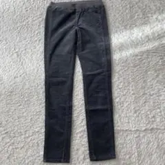 ユニクロ　キッズ　パンツ　スキニーパンツ　コーデュロイスキニーパンツ　ストレッチ