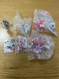 ドラゴンボールHG フリーザ　第一形態からメカフリーザセット