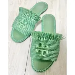 Tory Burch ダブルT エレノア　ラフィア　スライド サンダル グリーンのサムネイル