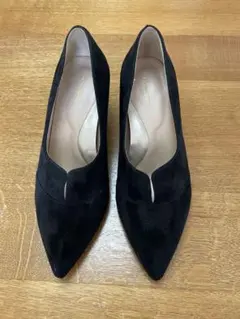 F073 AU BANISTERS オゥバニスター 黒スウェードパンプス38