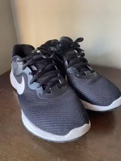 NIKE スニーカー ブラック ランニング 25cm レボリューション 6