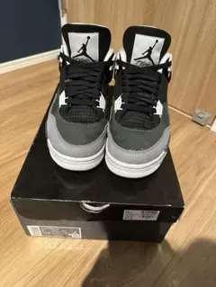 Nike Air Jordan 4 Retro 