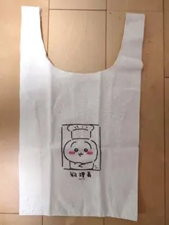 ちいかわ　うさぎ　料理長　バッグ　ちいかわ飯店 Amazon.co.jp: ちいかわ ちいかわレストラン 大きめトートバッグ 料理