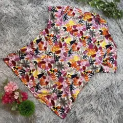 ✨KRIZIA JEANS✨サイズ L 花柄 半袖シャツのサムネイル