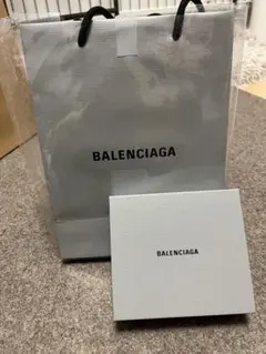 BALENCIAGA 紙袋 箱 巾着セット - メルカリ
