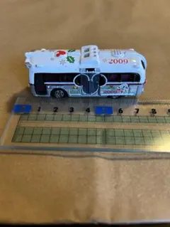 ミニバス 2009年製 ミッキークリスマスデザイン