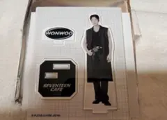 SEVENTEEN セブチカフェ 2023 アクスタ ウォヌ