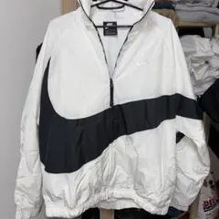 Nike ナイロンジャケット Lサイズ ホワイト/ブラック　ビッグスオッシュ