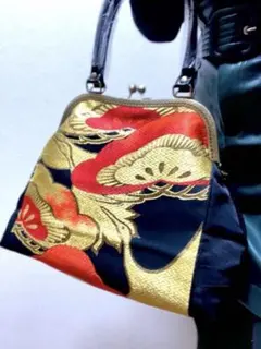 がま口ショルダーバッグ　帯リメイク　ハンドメイド