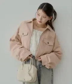 chico 胸ロゴショート丈スエードジップブルゾン