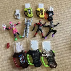 仮面ライダーエグゼイド　フィギュアとガジェットセット