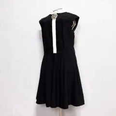 ted baker ビジュー ノースリーブ ドレス ワンピース 襟 ライン