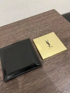 2*S様 イヴサンローラン　ミラー　手鏡　カバー付き