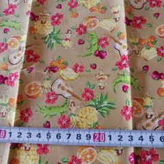 フルーツ柄生地