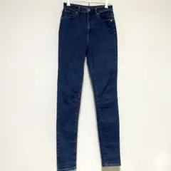 GU スリムフィットデニムパンツ
