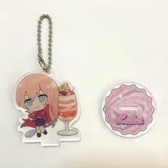 巡音ルカ　アクリルキーホルダー　スタンド付き