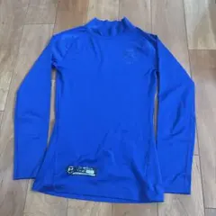 Under Armour 青 長袖シャツ