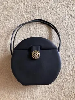 ラウンド型　バッグ