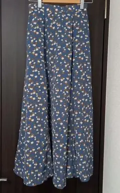 【中古】花柄　フレアロングスカート　青　GRL