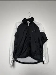 NIKE ナイロンジャケット