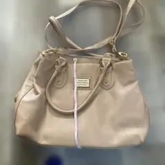 ベージュ 合成皮革 ショルダーバッグ 中型