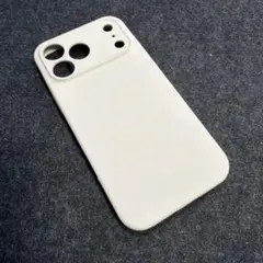 iPhone 17 Pro Max シリコンケース クリーム