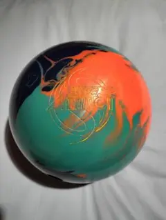 ボウリングボール