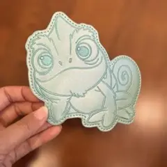 【Disney】ラプンツェル/パスカル/マルチポーチ 3,850円