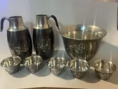 未使用】本錫製 酒器セット ちろり2客 お猪口5客 松彫刻 木箱入り 伝統