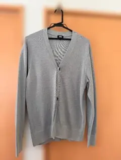 ユニクロ ミラノリブVネックカーディガンM