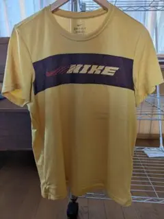 Nike DRI-FIT イエロー Tシャツ Mサイズ