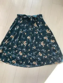 grove 花柄スカート