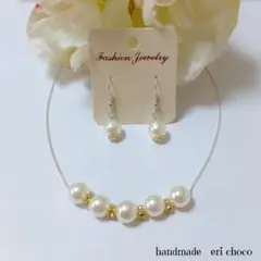 華やかホワイトパールのネックレス&ピアス（イヤリング）セット