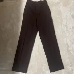 オンワード樫山　２３区 ダークブラウン テーパードパンツ