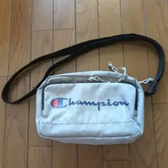 チャンピオン　ショルダーバッグ