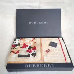 新品未使用★バーバリー★高級ハンカチとノバチェックタオルハンカチの計2枚セット