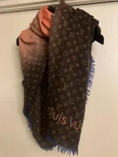 ［新品・未使用］LOUIS VUITTON バルーン　ストール グラデーションがモダンでお洒落♪】Louis Vuitton マフラー