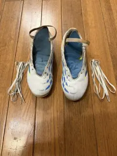 adidas PREDATOR サッカーシューズ　22.5センチ