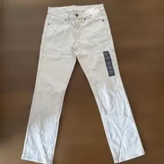 新品UNIQLO カラー ストレートスキニーフィットジーンズ+ 23