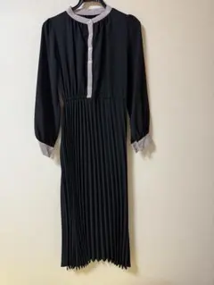 ブージュルード　プリーツワンピース　ブラック