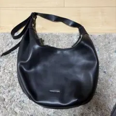 CHARLES & KEITH ハンドバッグ オデラ カーブホーボーバッグ