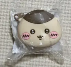 ちいかわ　おかおミニシリコンポーチ　くりまんじゅう