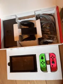 Nintendo Switch 本体 赤/緑ジョイコン