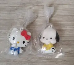 サンリオ　ガチャ　ぺたんこマスコット　キティ＆ポチャッコ　2個セット