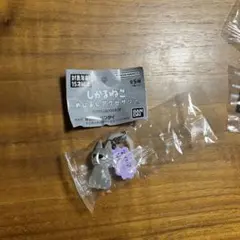 しかるねこ　めじるしアクセサリー　うれうねこ