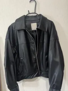 黒 レザー風ジャケット バルーン袖