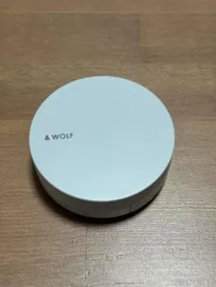 ファンデーション［&WOLF］