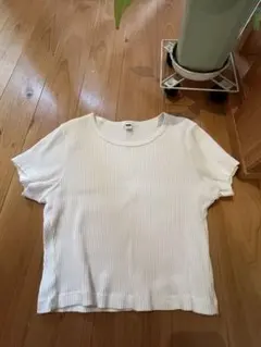 UNIQLOカットTシャツ