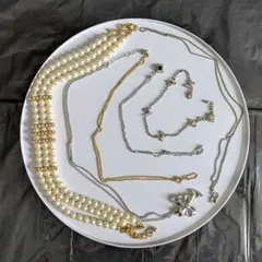 Item thumbnail for item 5c75a31c-58b3-4526-9518-742bc796b8da