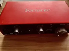 Focusrite Scarlett 2i2 オーディオインターフェイスのサムネイル